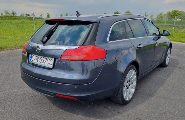 Opel Insignia cena 23900 przebieg: 240000, rok produkcji 2009 z Gniezno małe 232